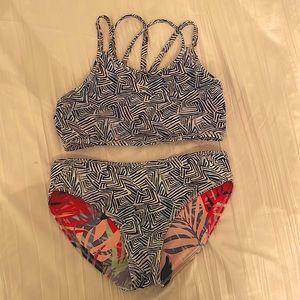 Athleta Girl Reversible Bikini size L